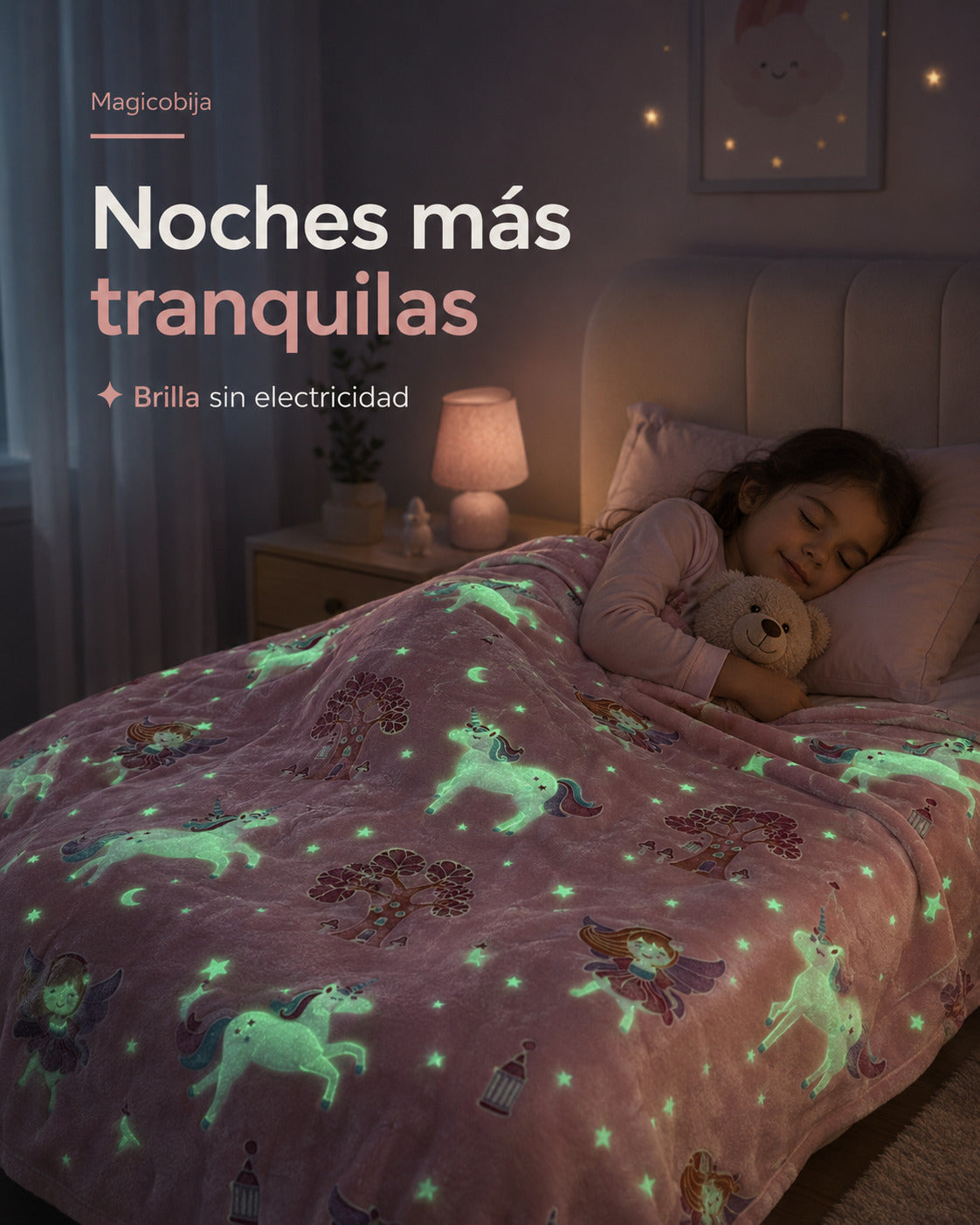 Niña durmiendo con MagiCobija brillando en la oscuridad
